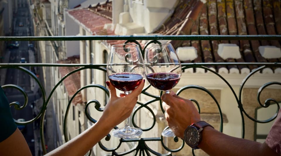 View (from property/room), Balcony/Terrace, Food and drinks, City view