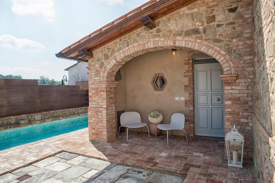 Facade/entrance, Garden