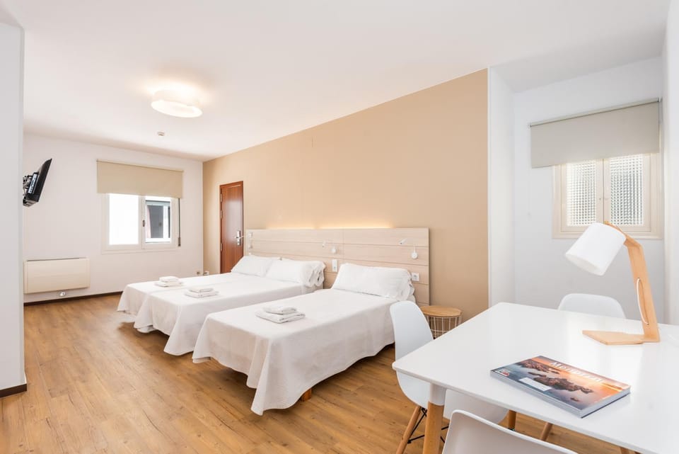 Bed, Photo of the whole room