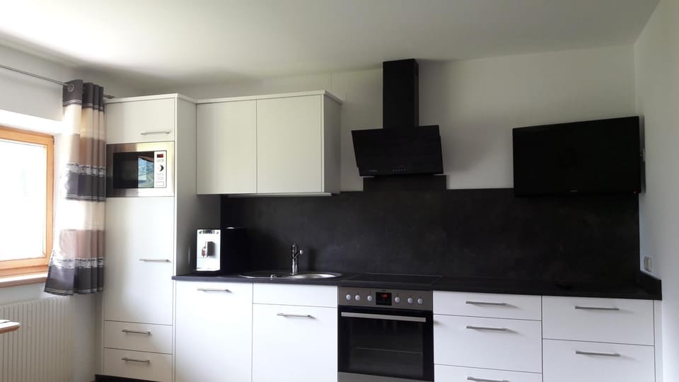 Kitchen or kitchenette, Decorative detail