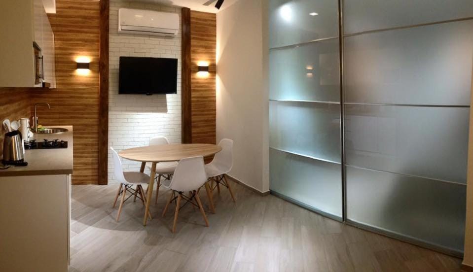 TV and multimedia, Kitchen or kitchenette, Dining area