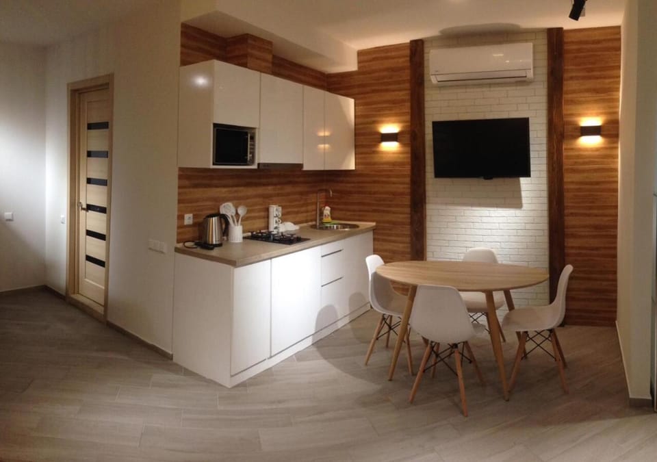 TV and multimedia, Kitchen or kitchenette, Dining area
