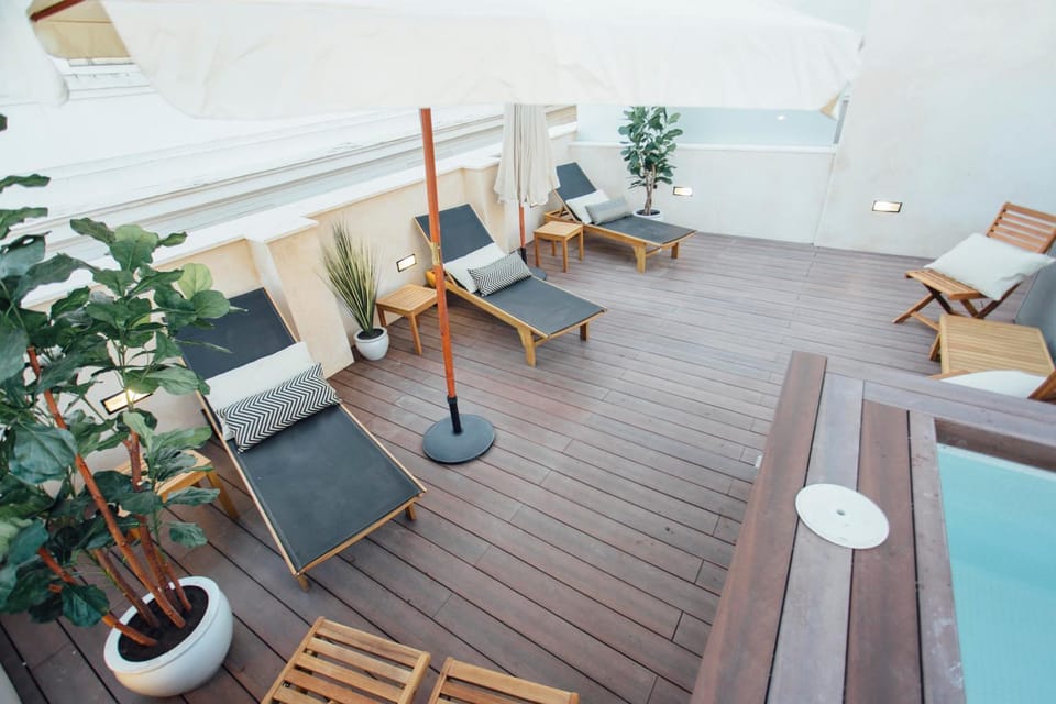 Balcony/Terrace, Swimming pool