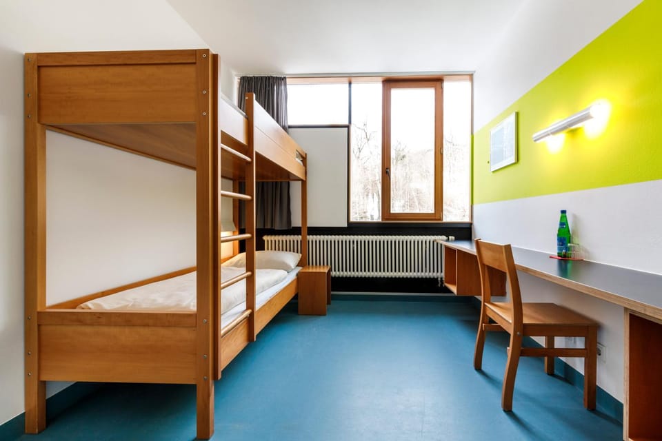 bunk bed