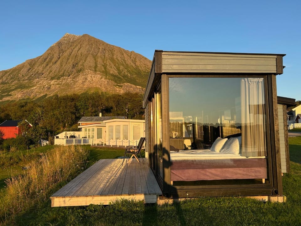 Cool Cabins, Sandhornøy Cabin in Nordland, Norway