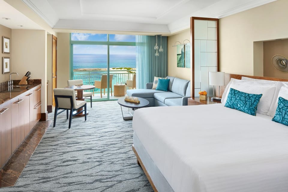 Bed, View (from property/room), Seating area, Bedroom, Sea view