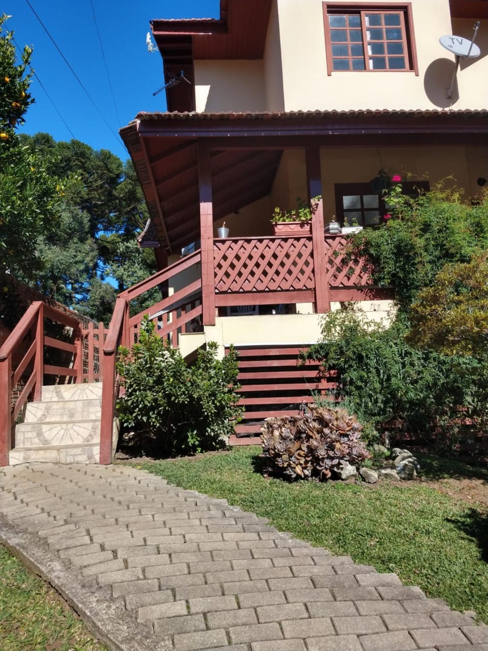 Property building, Garden