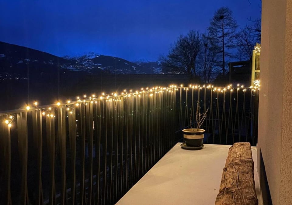 Property building, Balcony/Terrace