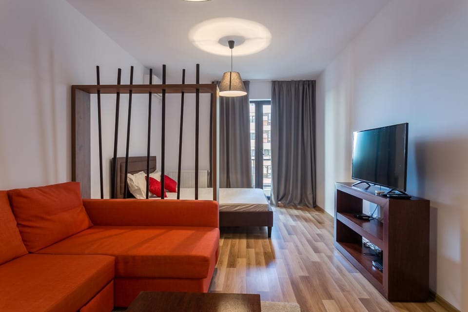 Spring, Bed, Day, Night, Winter, Summer, Game Room, TV and multimedia, Living room, Photo of the whole room, Seating area, Autumn, On site, Sunrise, Sunset, group of guests, Family