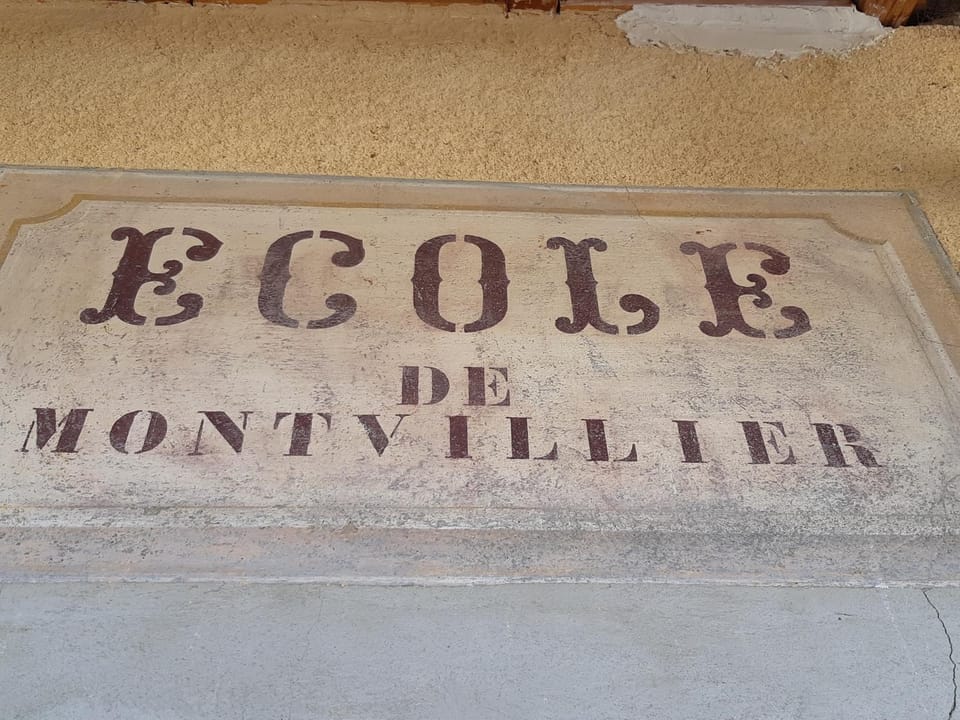 Property logo or sign, Decorative detail