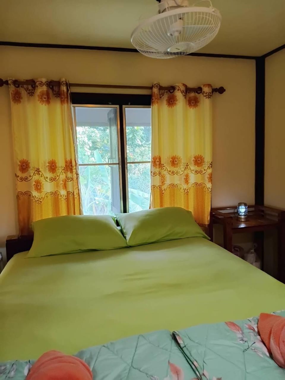 Koh Kood Little Hut Resort in Trat Changwat