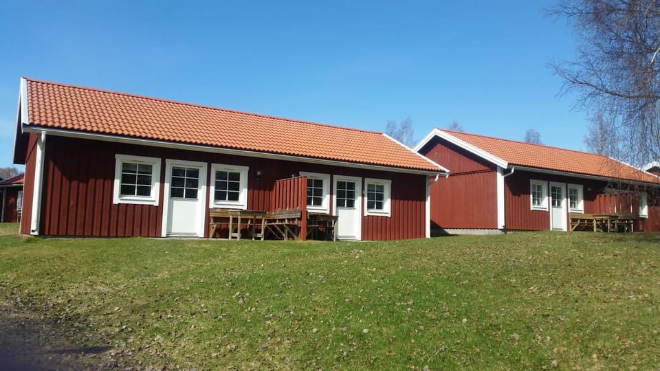 Patio, Spring, BBQ facilities, Garden, Garden view, Lake view