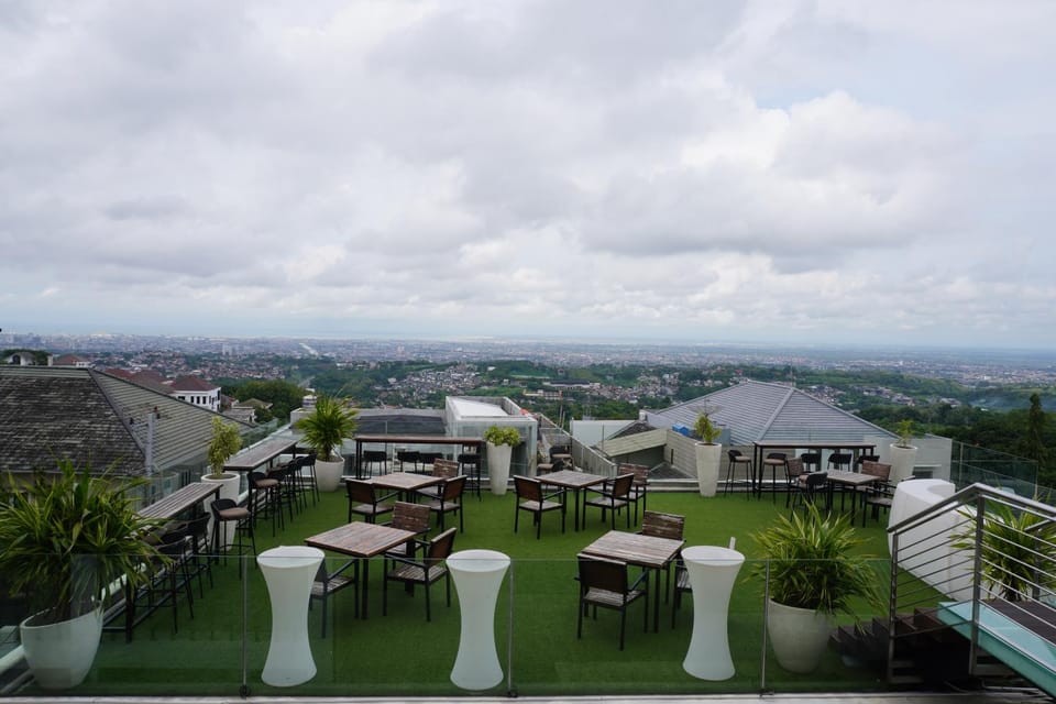 Property building, Restaurant/places to eat