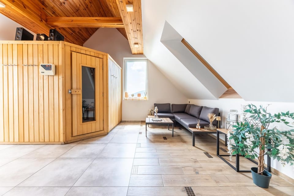 Sauna, Seating area