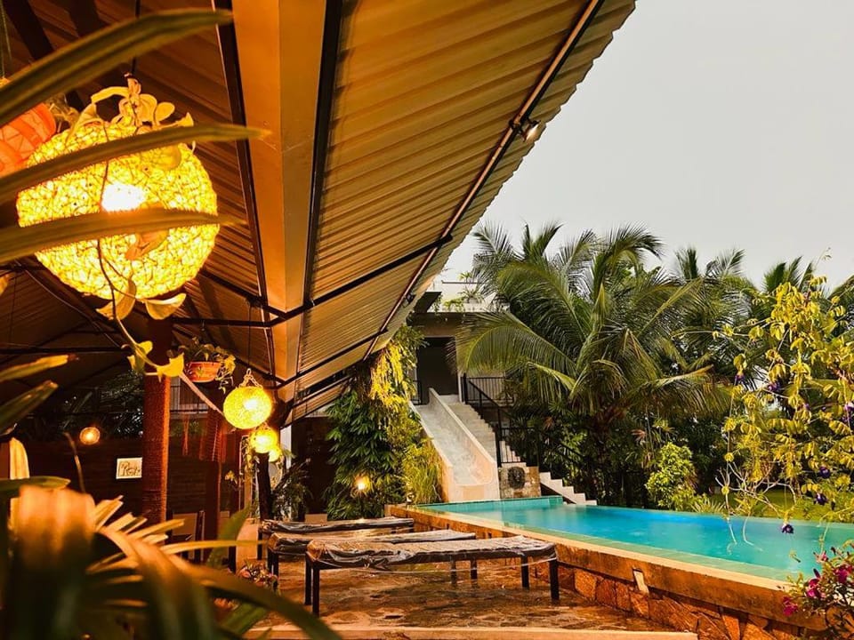 Restaurant/places to eat, Swimming pool, Breakfast