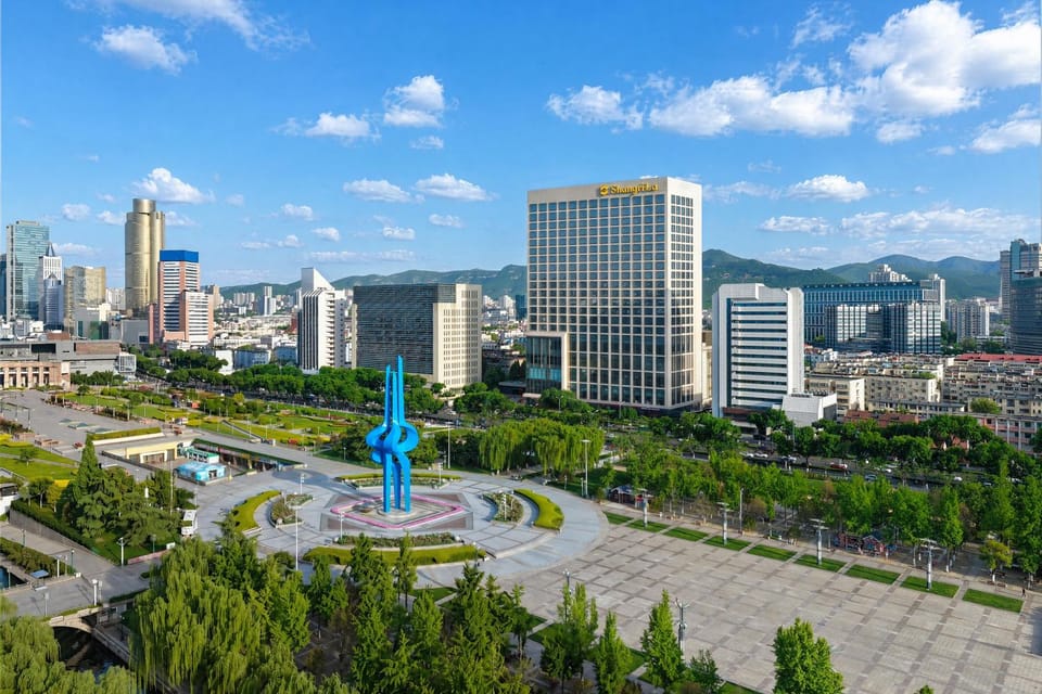 Nearby landmark, Day, Location