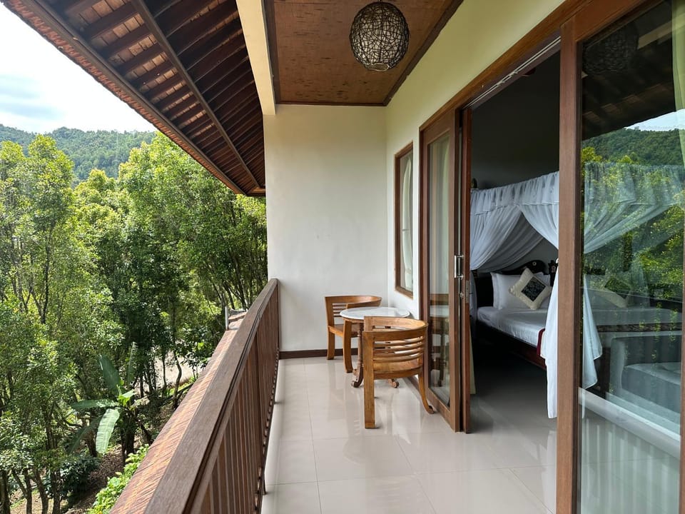 Munduk Sari Resort Bed and Breakfast in Bali