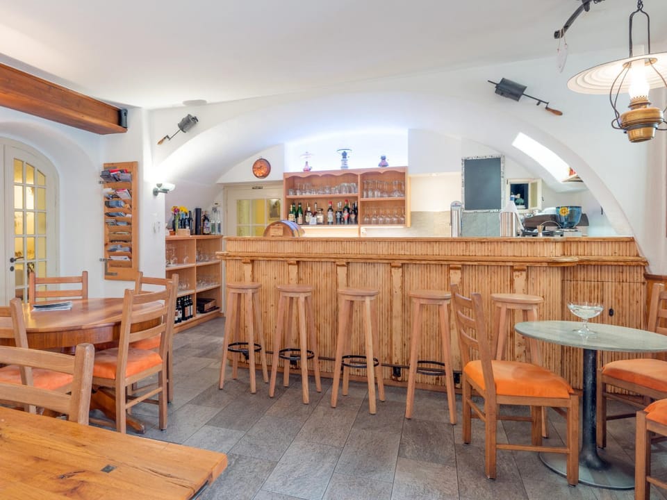 Lounge or bar