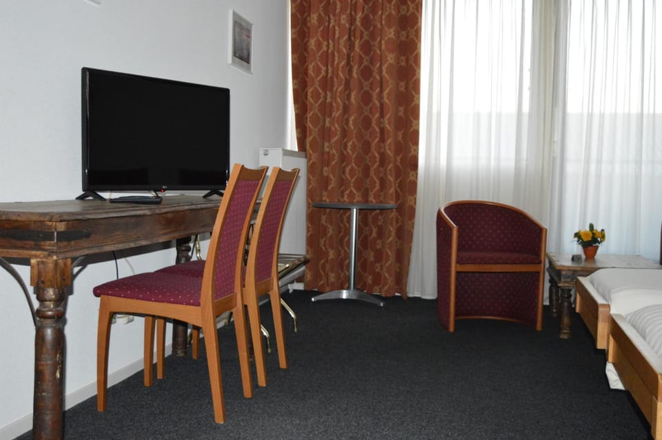 Living room, Other, Photo of the whole room, Decorative detail