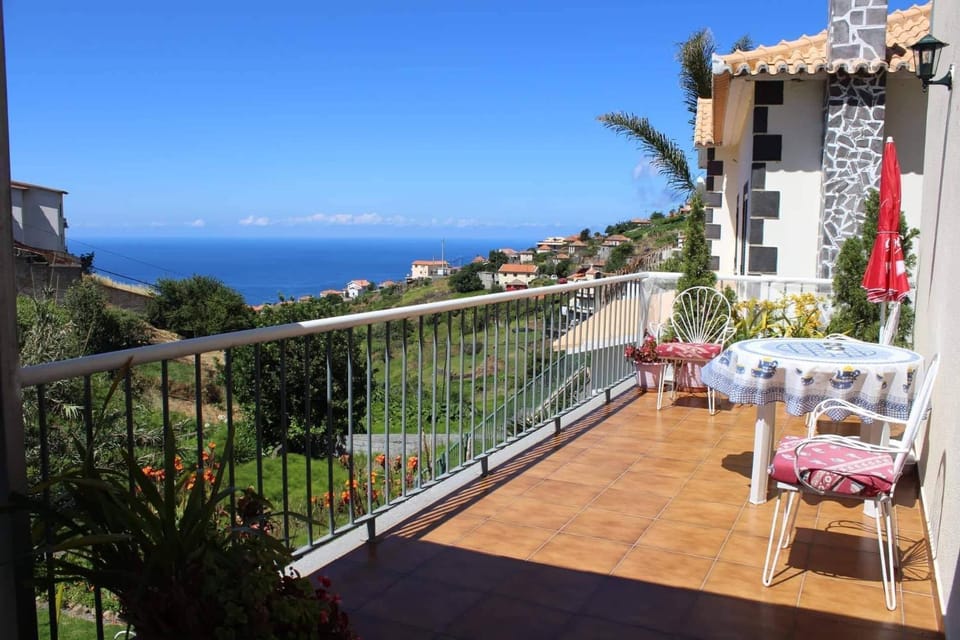 Property building, Balcony/Terrace, Garden view, Landmark view, Mountain view, Sea view