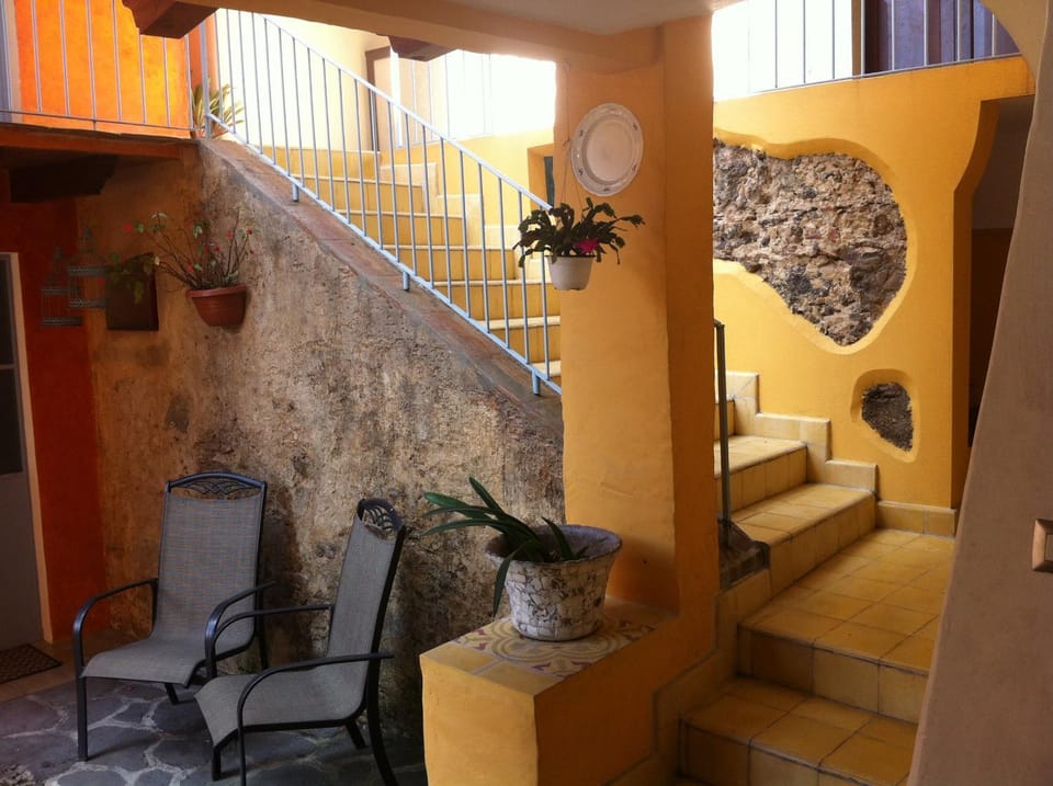 Patio, Decorative detail