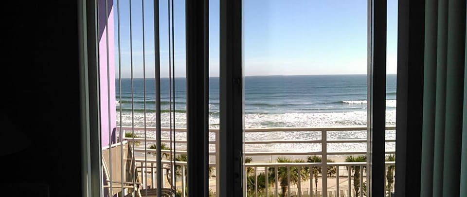 Ocean Walk Resort-Spectacular Ocean View House in Florida