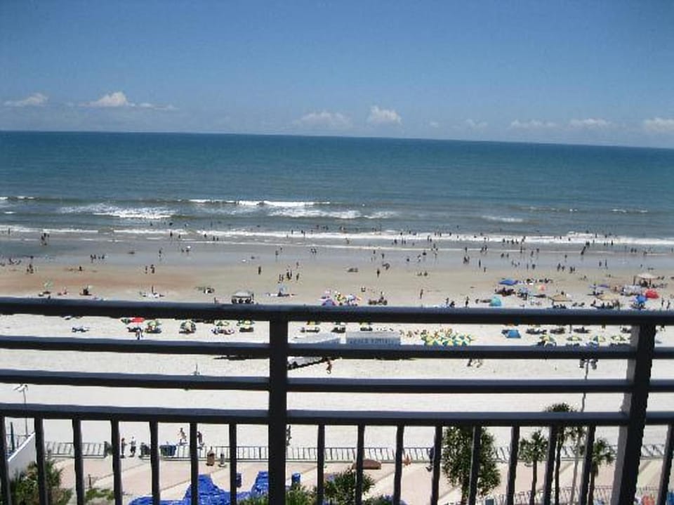 View (from property/room), Balcony/Terrace, Beach