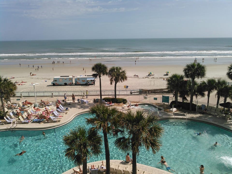 Ocean Walk Resort - Fabulous Ocean Front View House in Florida