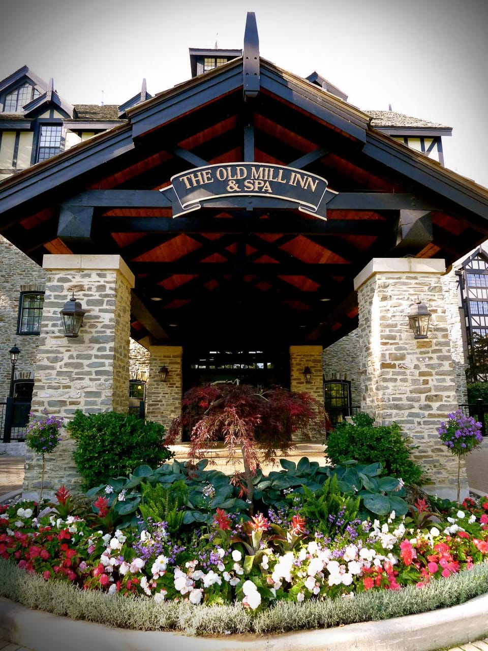 Facade/entrance, Garden