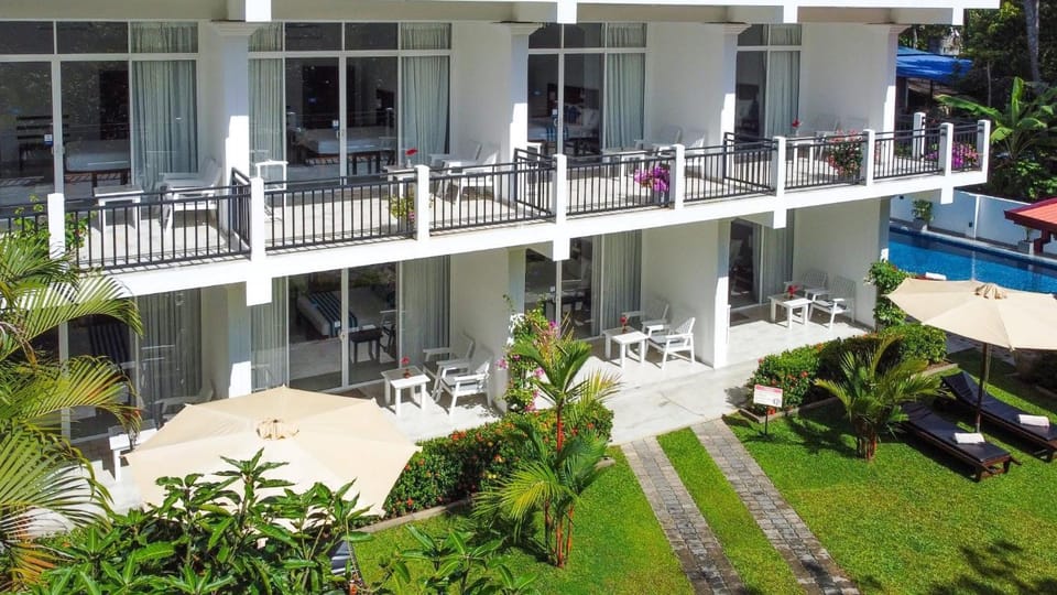Property building, View (from property/room)