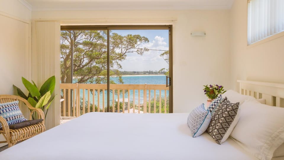 Bedroom, Sea view