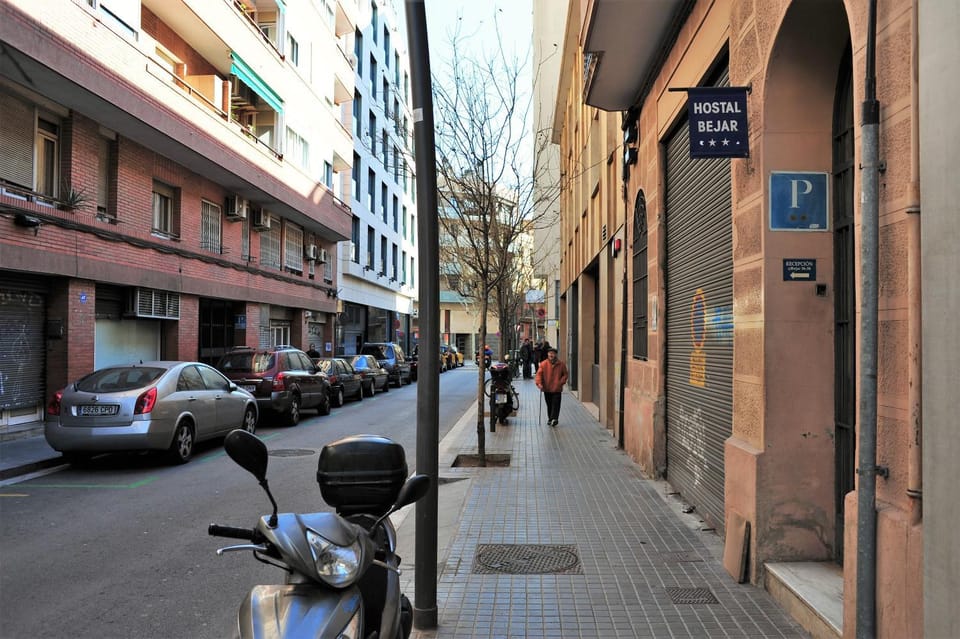 Hostal Bejar Bed and Breakfast in Barcelona