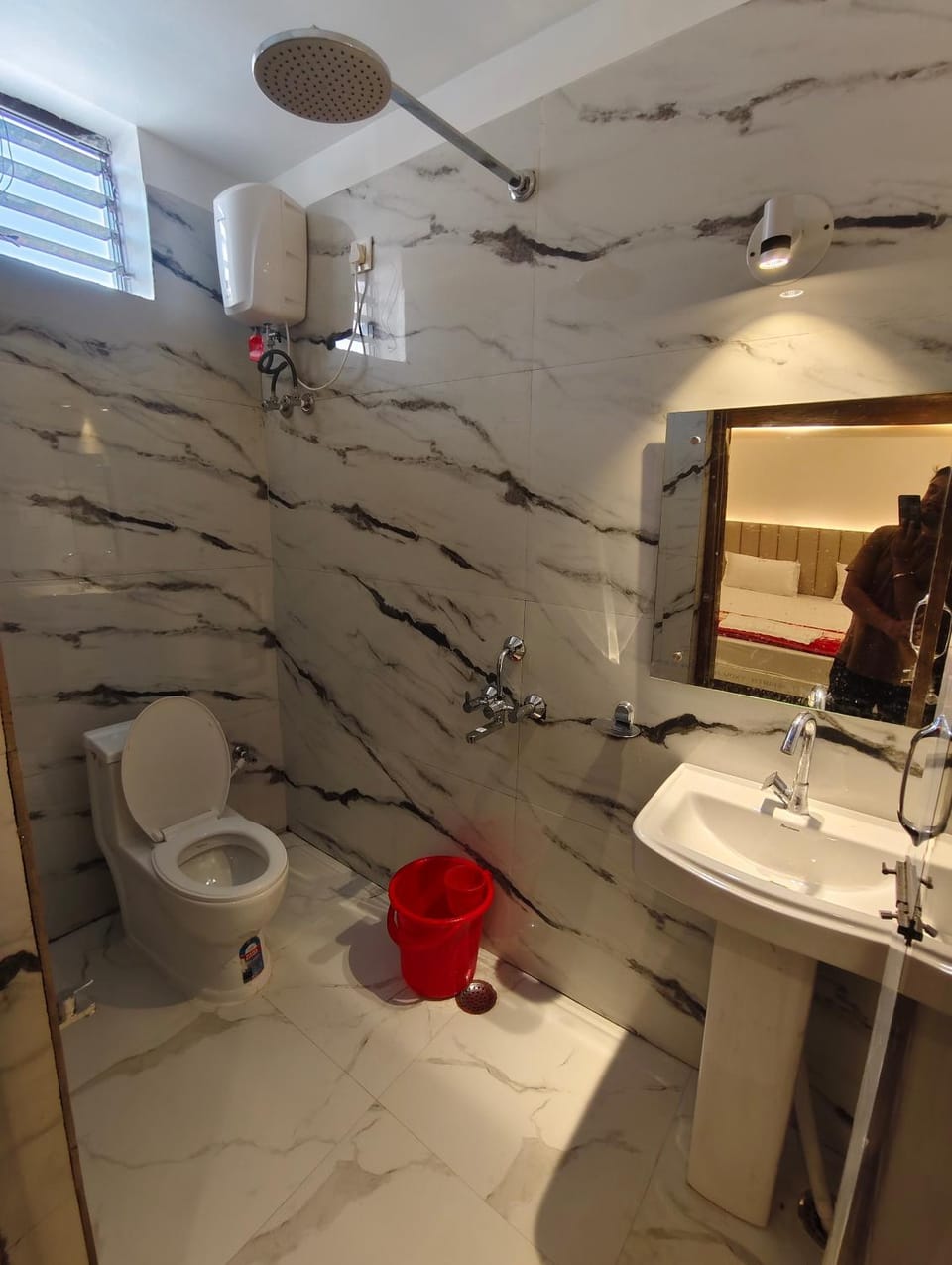 Shower, Toilet, Bathroom