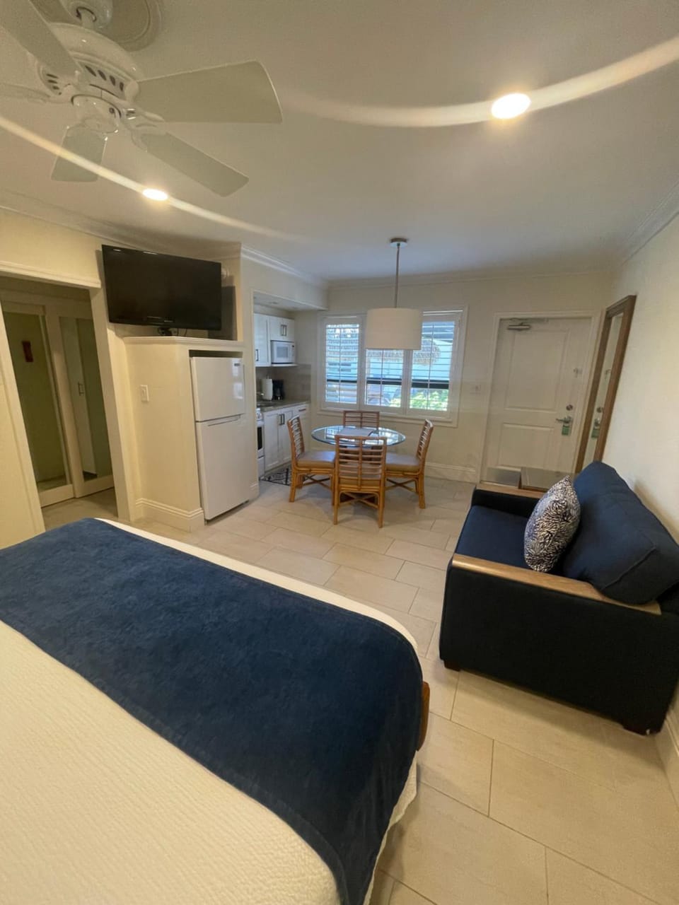 High Noon Beach Resort Hotel in Lauderdale-by-the-Sea