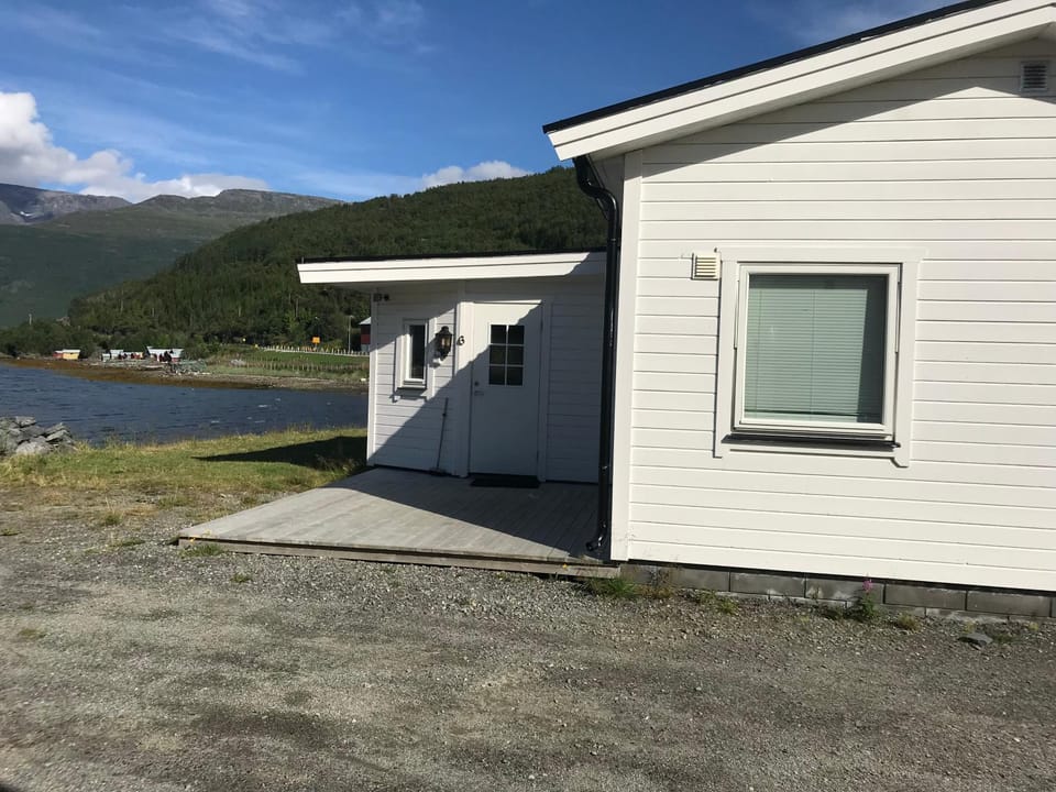 Property building, Lake view