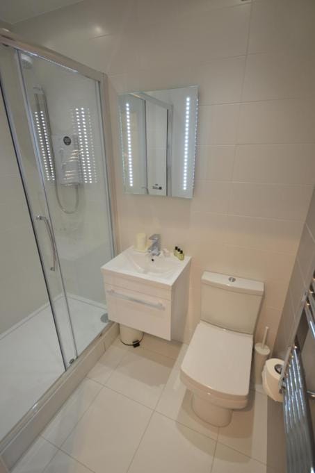 Shower, Bathroom