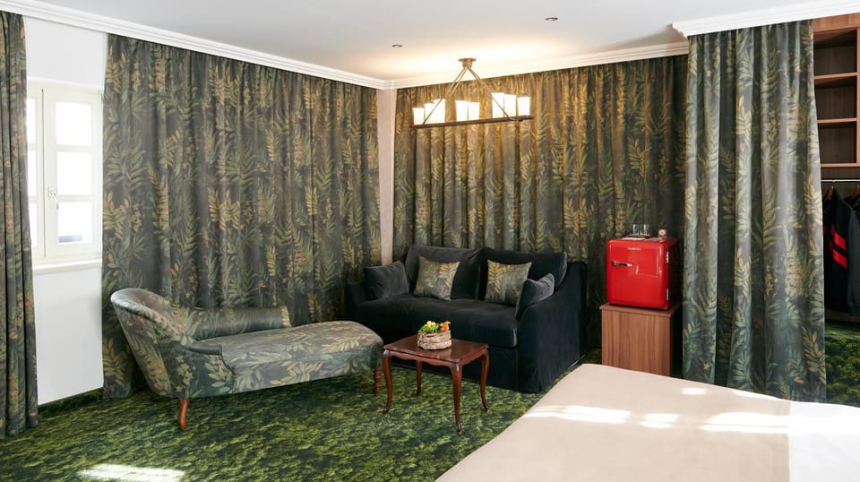 Seating area