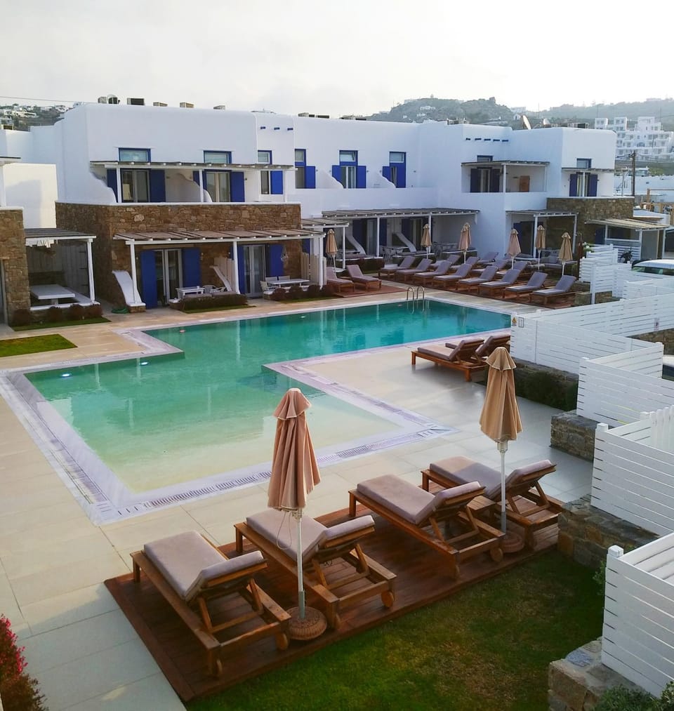 Garden view, Pool view