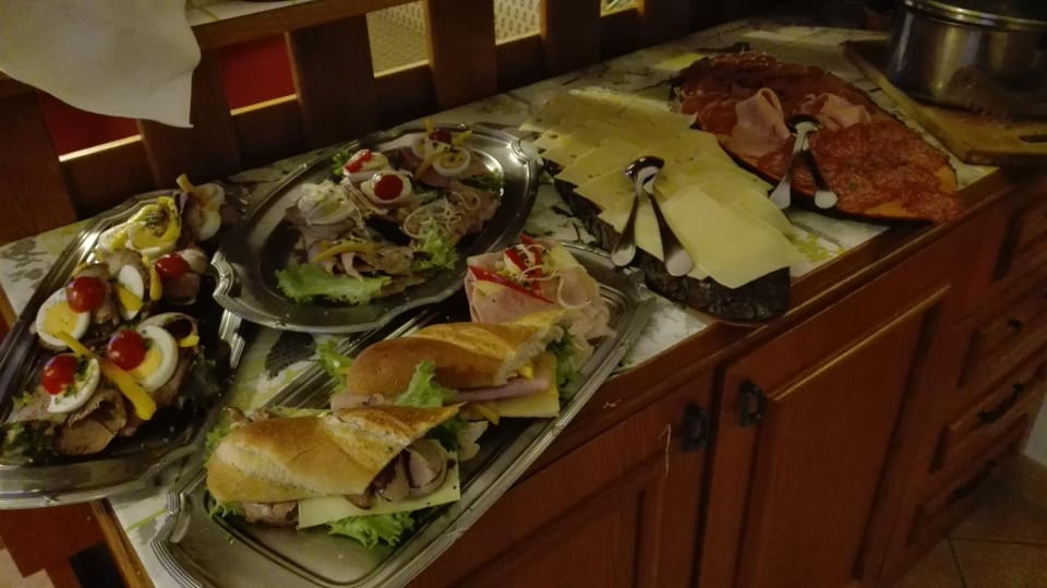 Continental breakfast