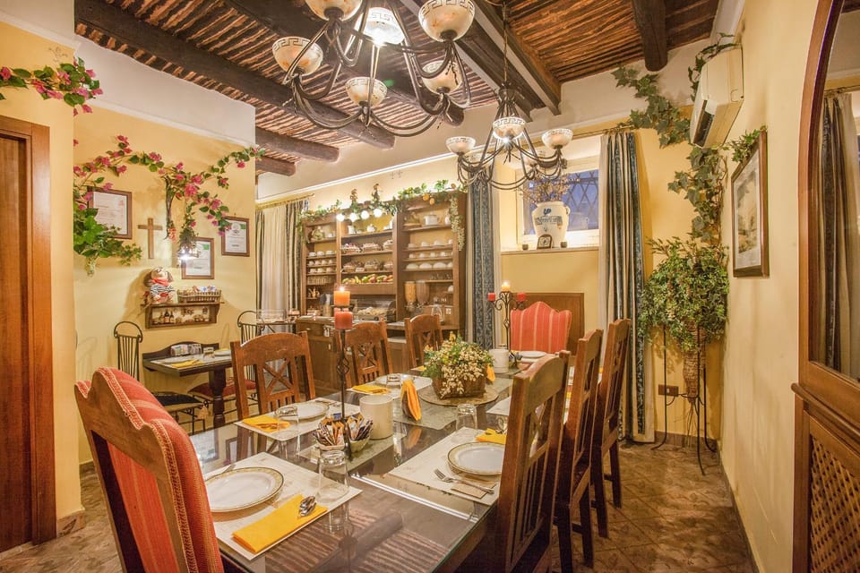 Restaurant/places to eat, Decorative detail