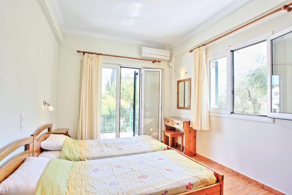 Bed, Other, Bedroom
