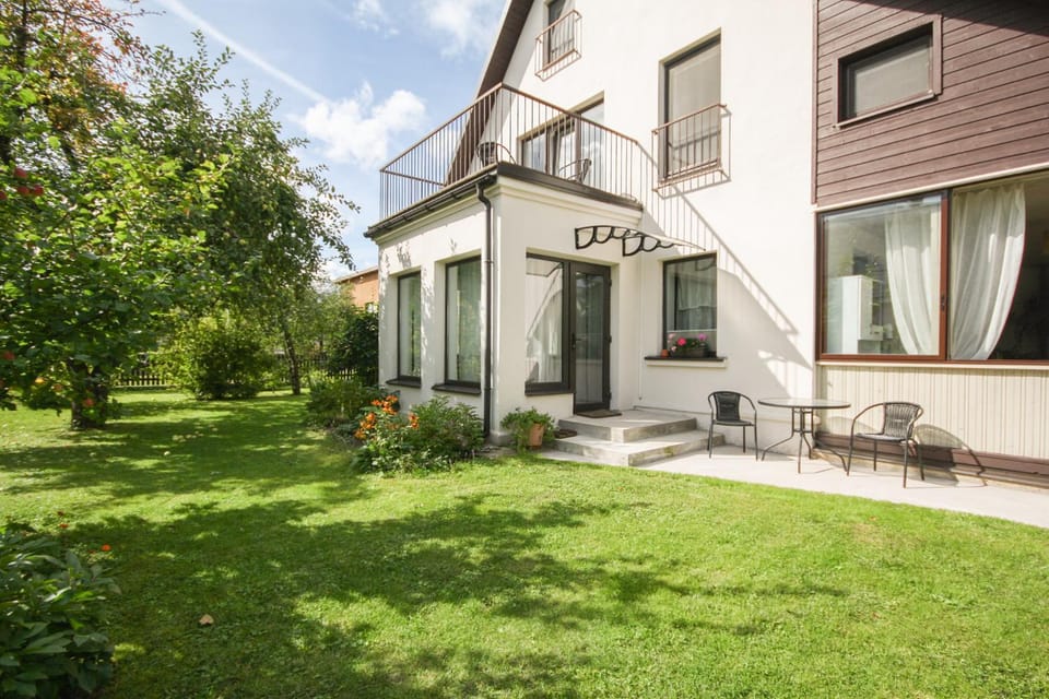 Property building, Garden