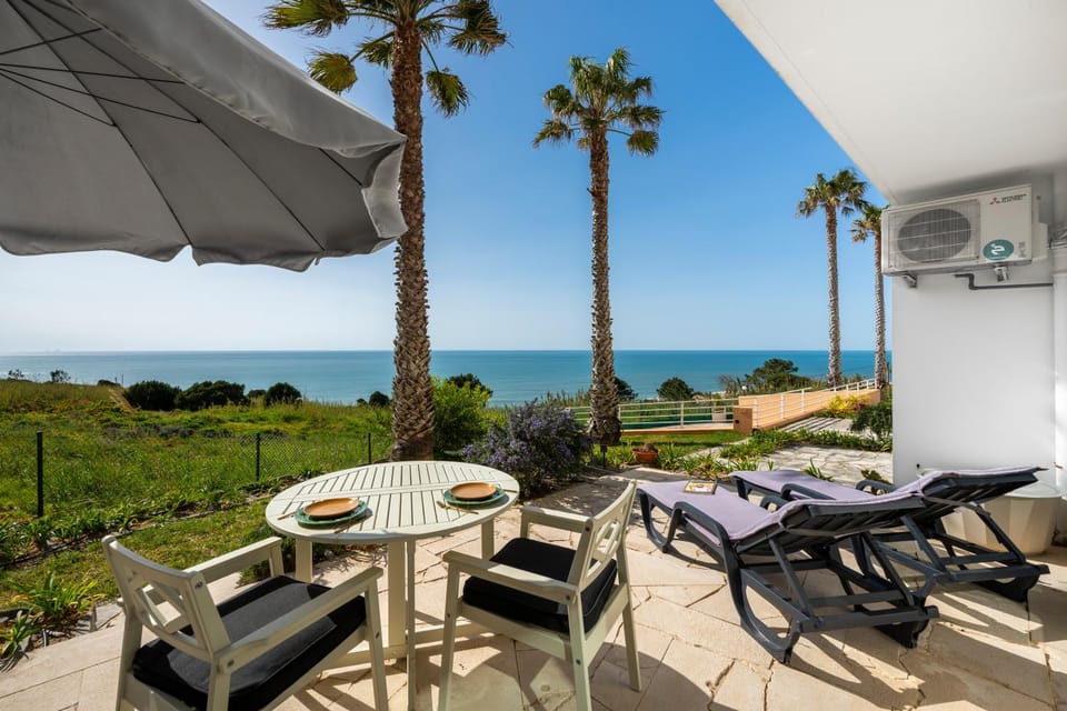 Nativo Big Wave Front Row - 1BR Apartment in Nazaré