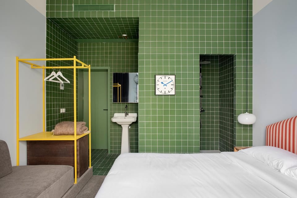 Bed, Bathroom, Photo of the whole room, Bedroom