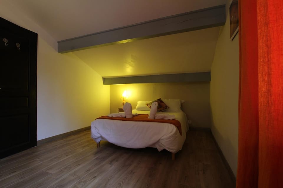 Etxe goxoan chambres d'hôtes avec cuisine été équipée commune et jaccuzi Bed and Breakfast in French Basque Country