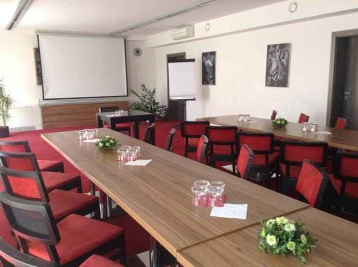Property building, Meeting/conference room
