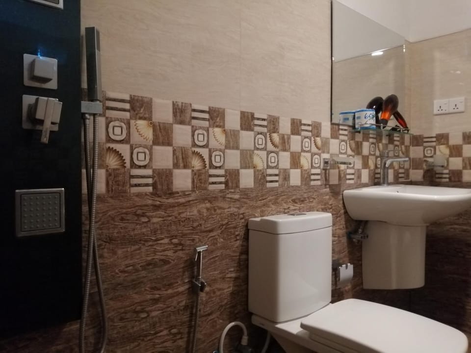 Toilet, Bathroom