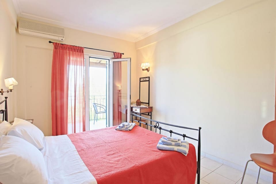 Bed, Other, Bedroom