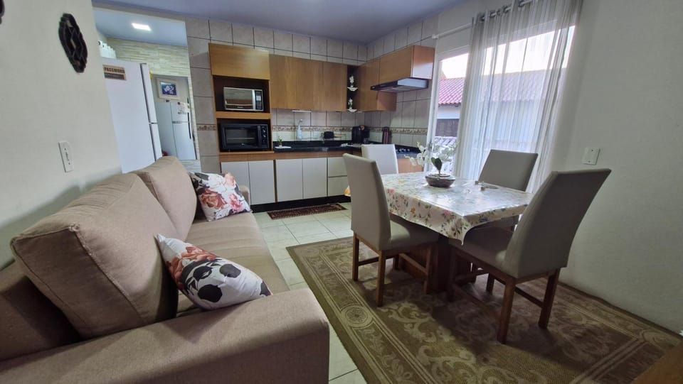 Casa Beira Mar Mariscal Superior House in Bombinhas