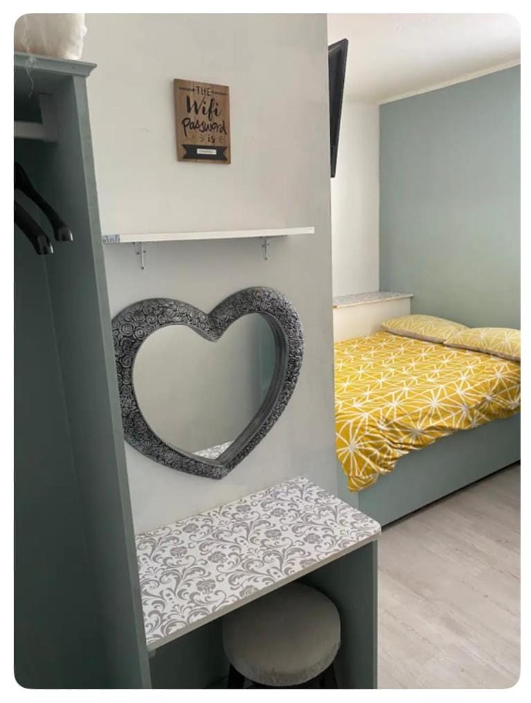 The Elk Bed and Breakfast in Blackpool